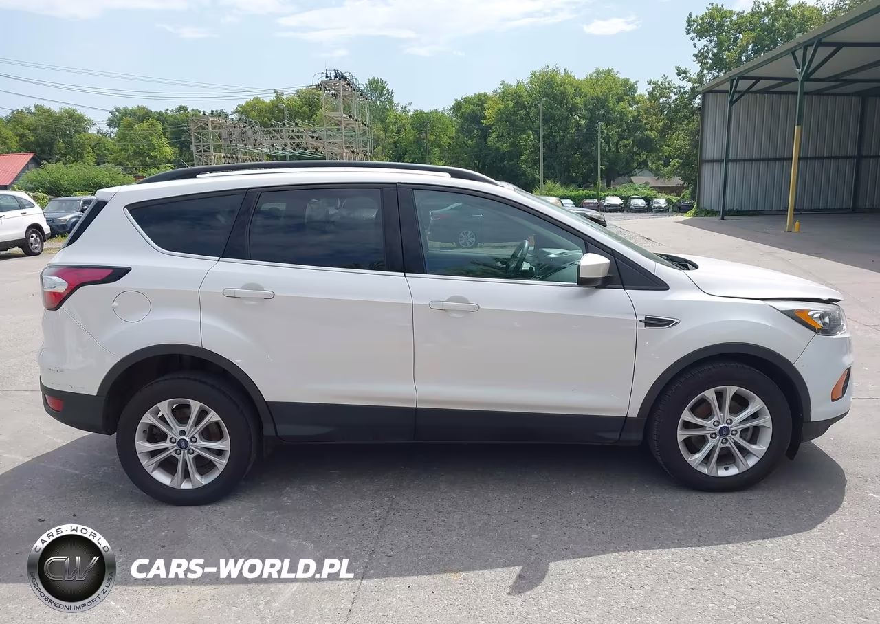 2017 Ford Escape Se VIN:1FMCU0GD1HUE46233 - 14