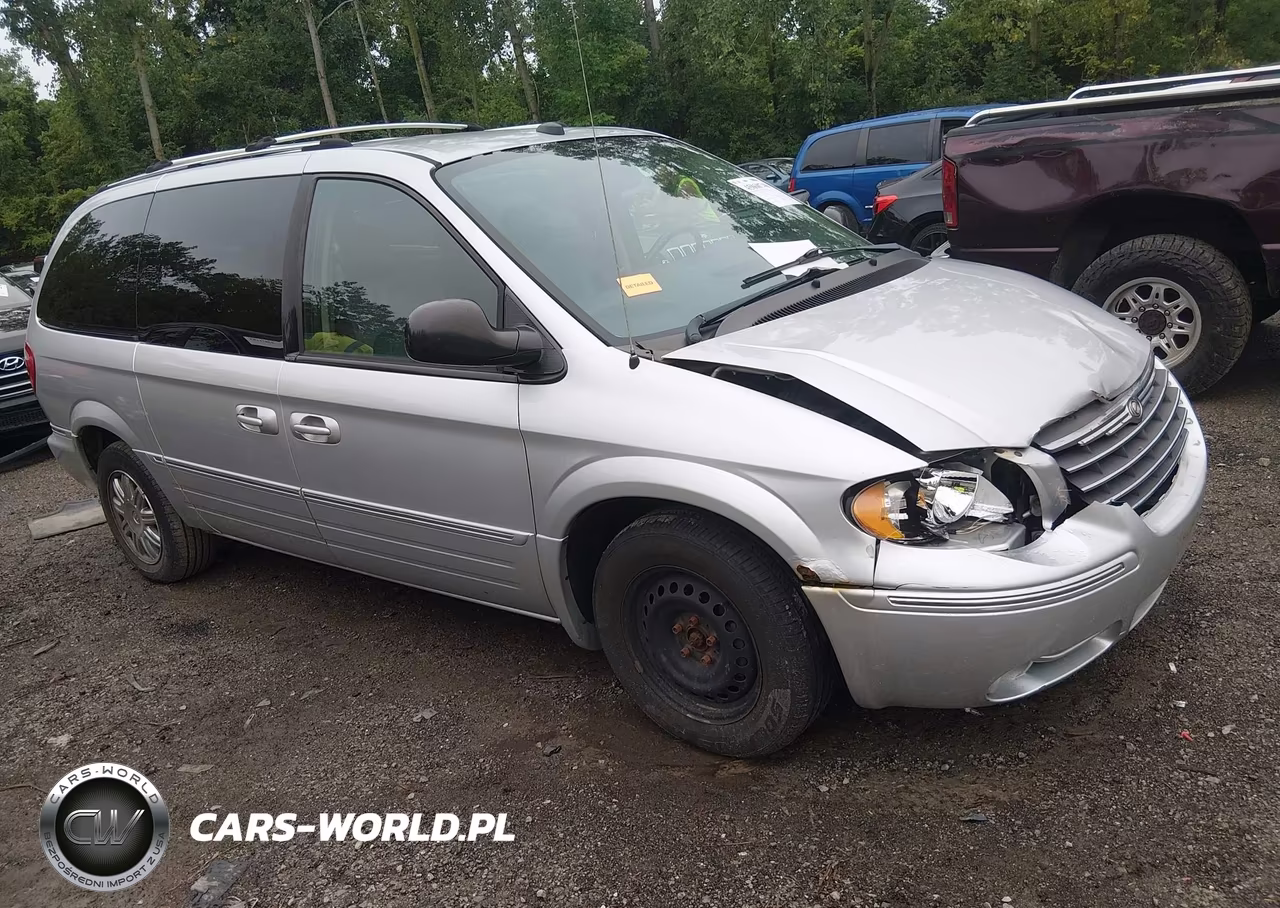 2005 Chrysler Town & Country Limited