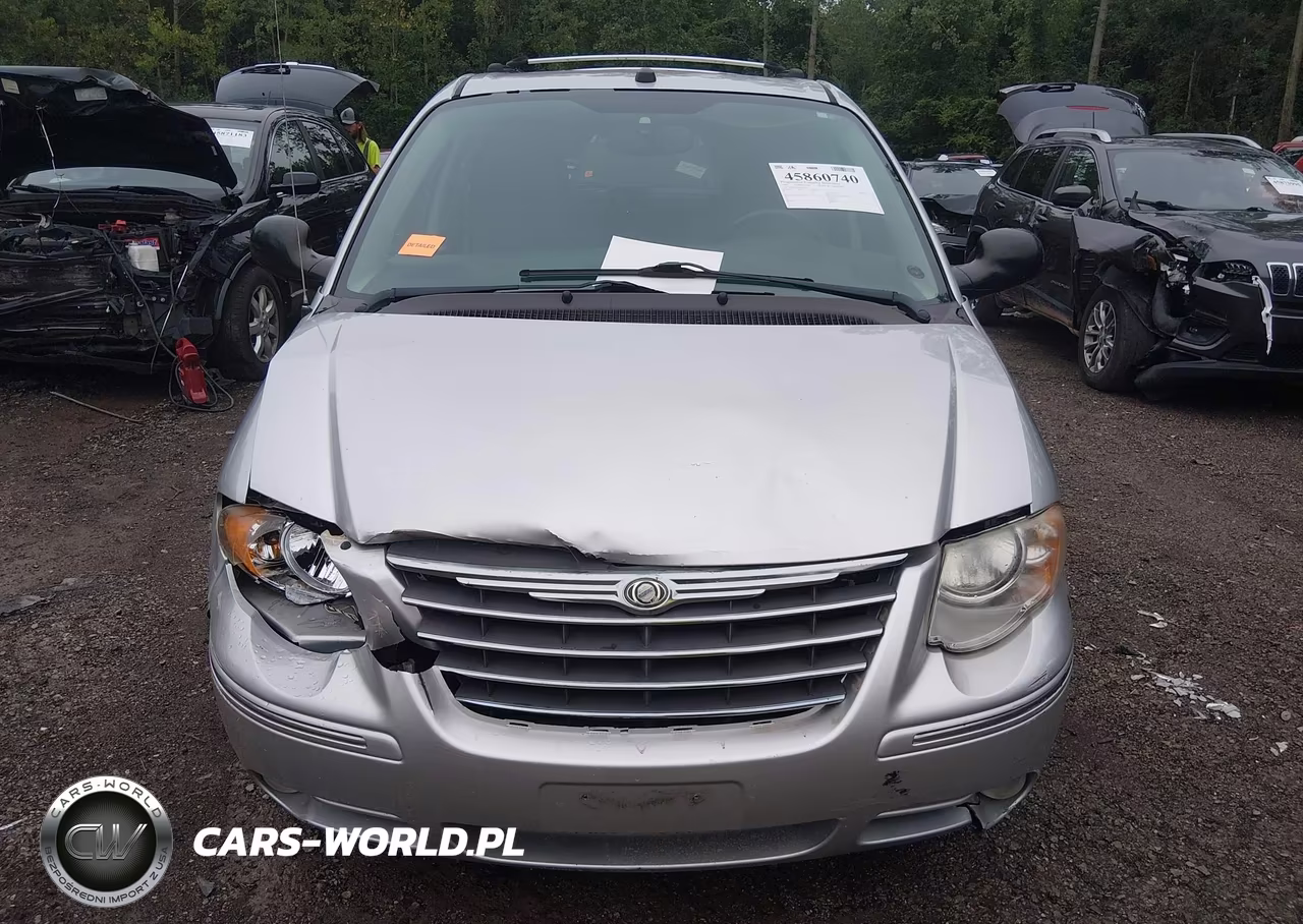 2005 Chrysler Town & Country Limited VIN:2C8GP64L65R418429 - 12