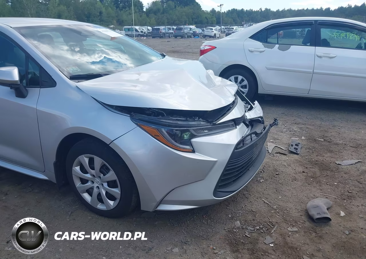 2024 Toyota Corolla Le VIN:5YFB4MDE8RP215879 - 17