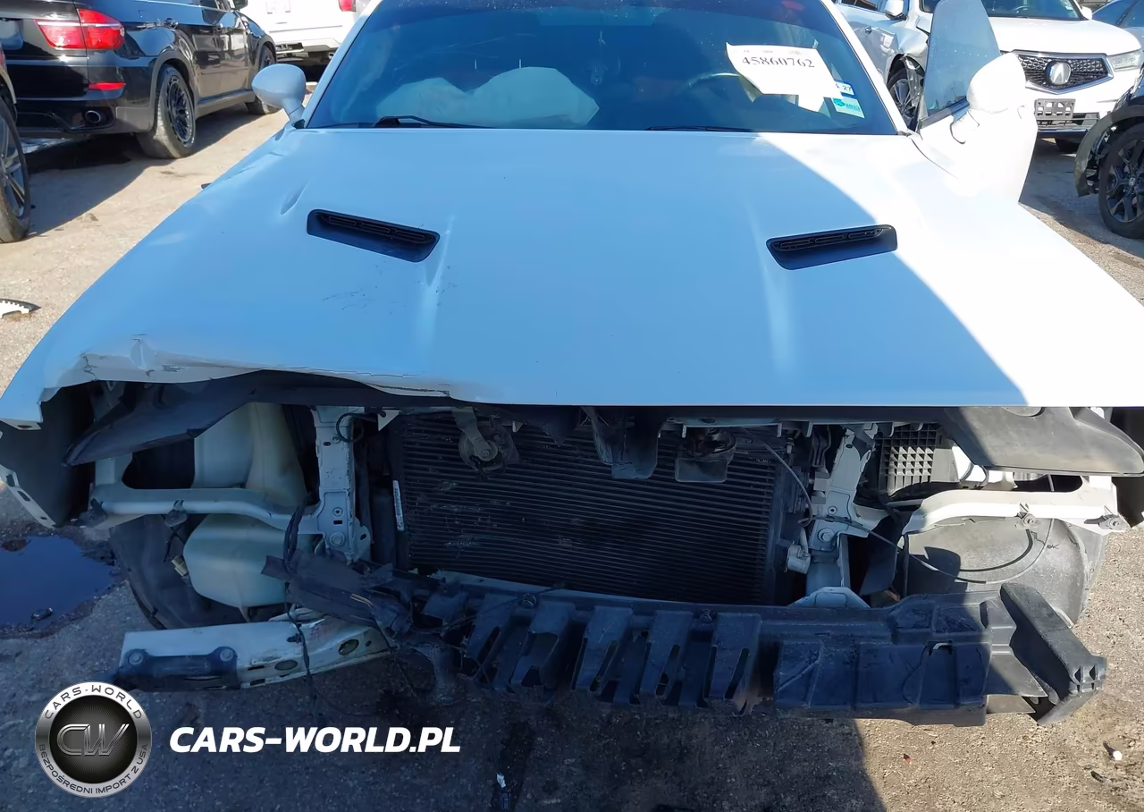 2017 Dodge Challenger Sxt VIN:2C3CDZAG6HH665966 - 6