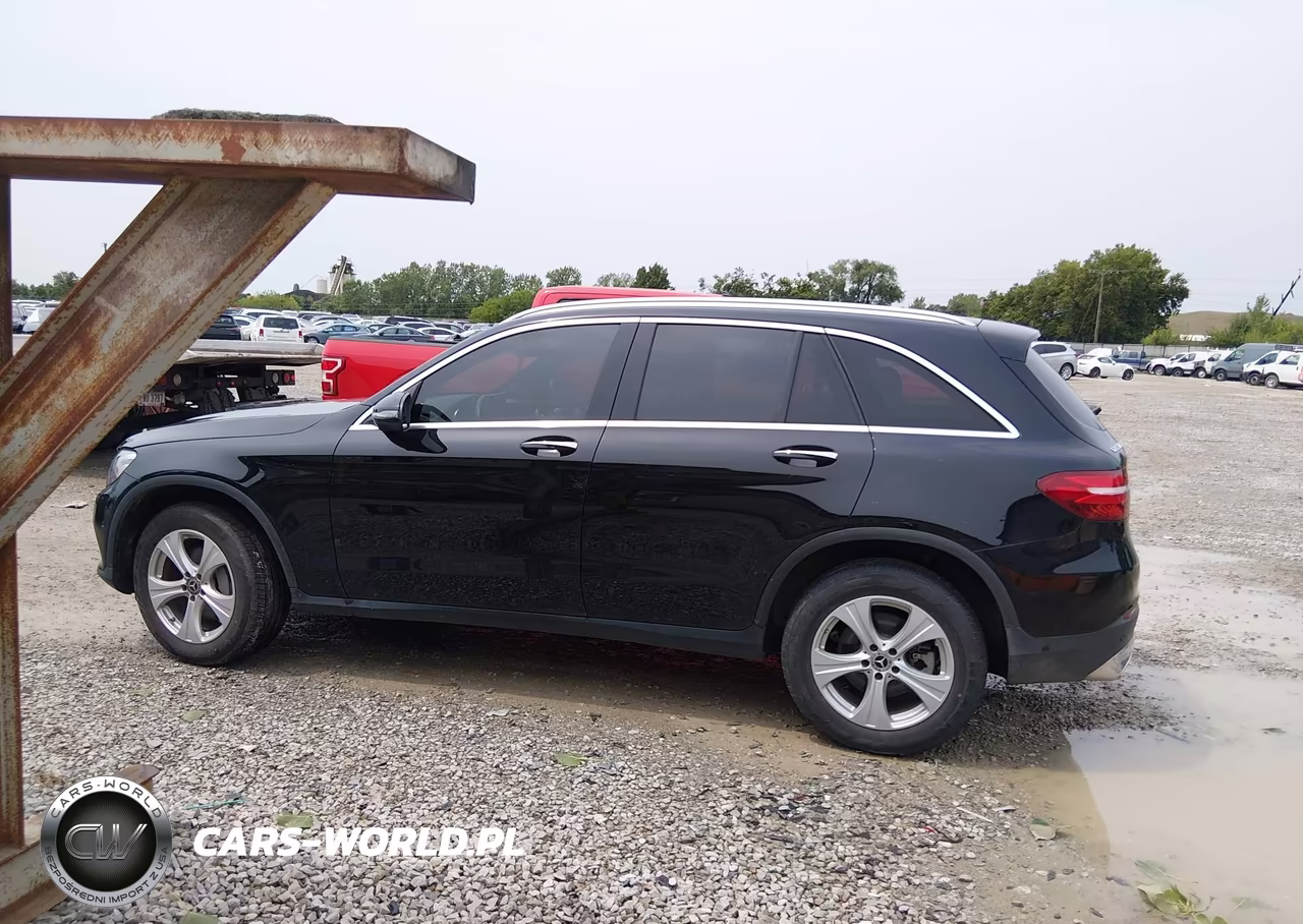 2018 Mercedes-Benz Glc 300 VIN:WDC0G4JB1JV055929 - 14