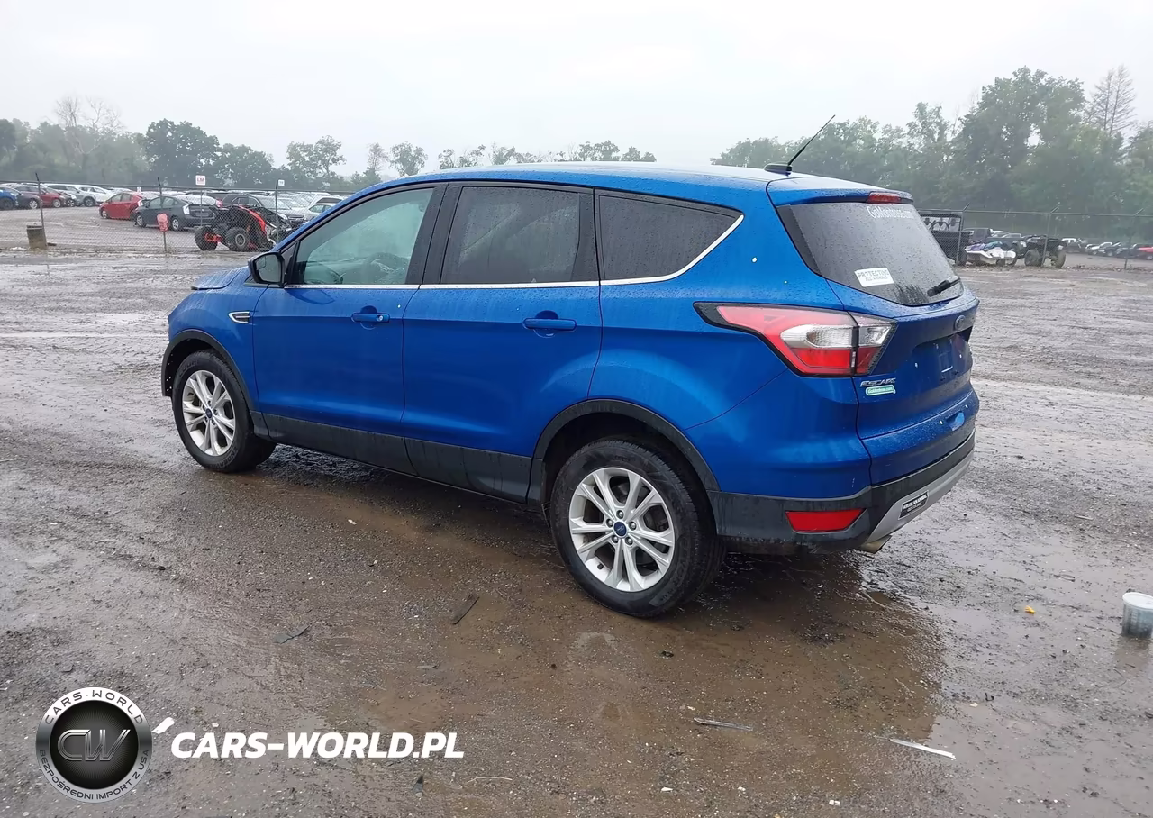 2017 Ford Escape Se VIN:1FMCU0GD5HUC46066 - 3