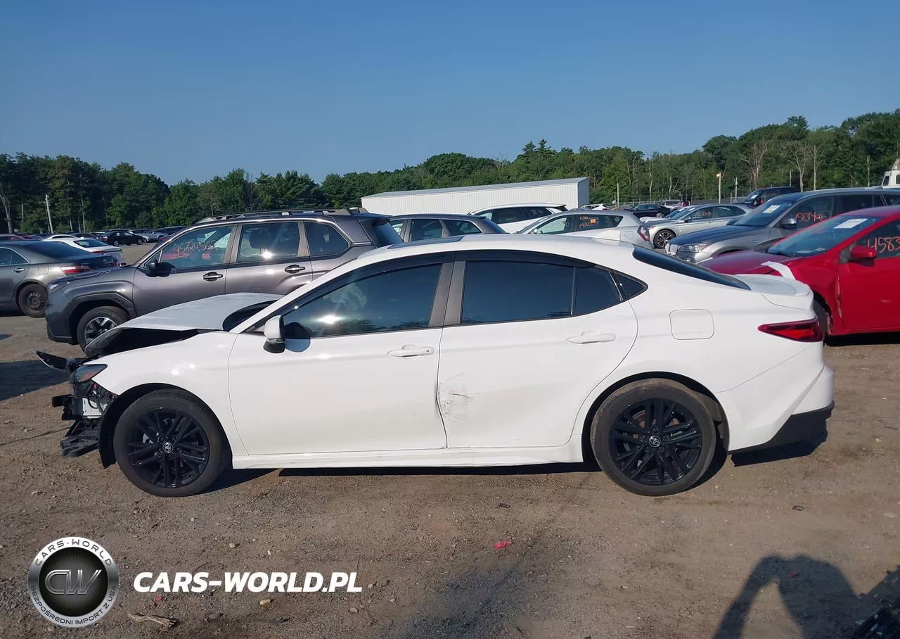 2025 Toyota Camry Se VIN:4T1DBADK2SU021887 - 15