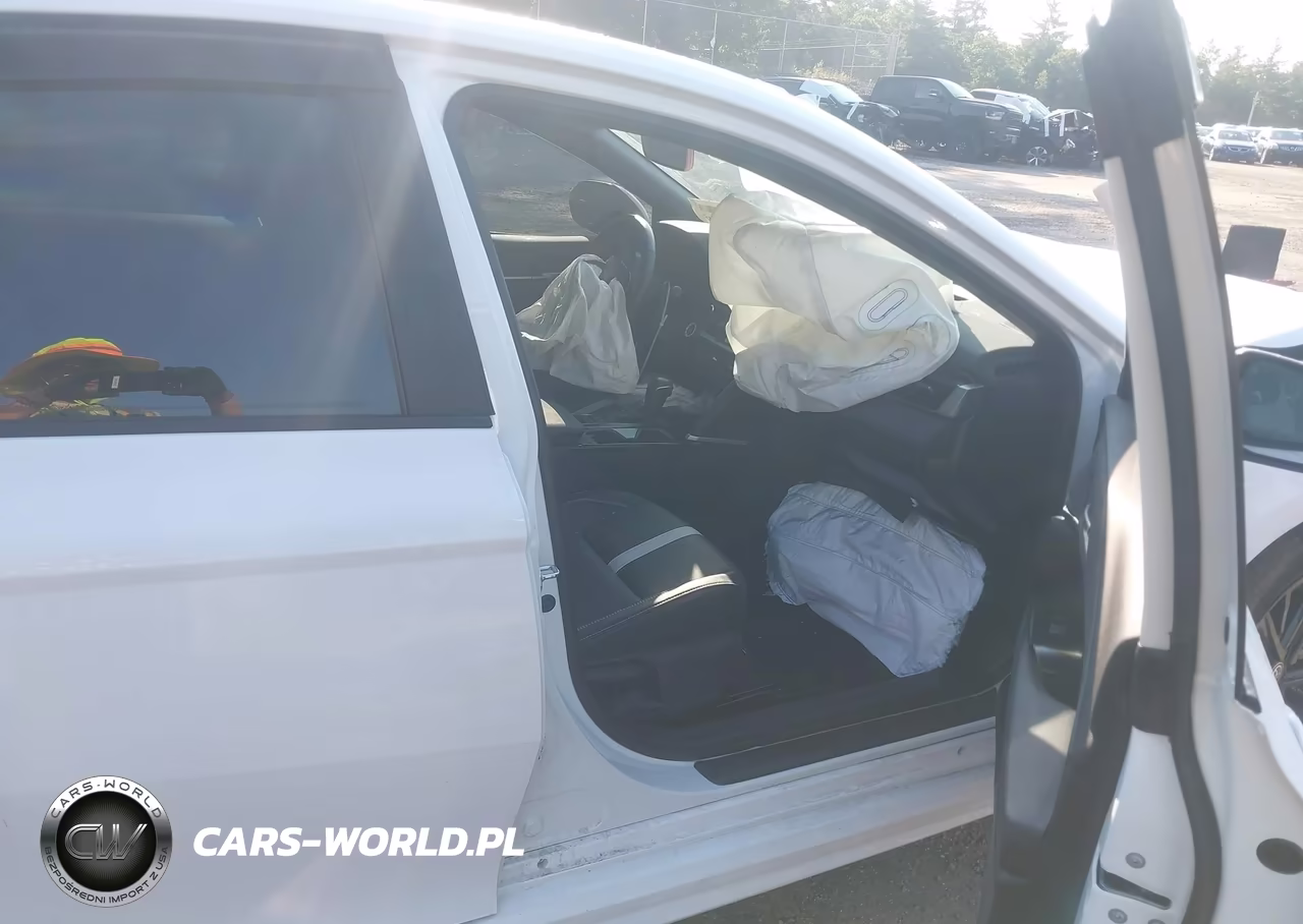2025 Toyota Camry Se VIN:4T1DBADK2SU021887 - 5