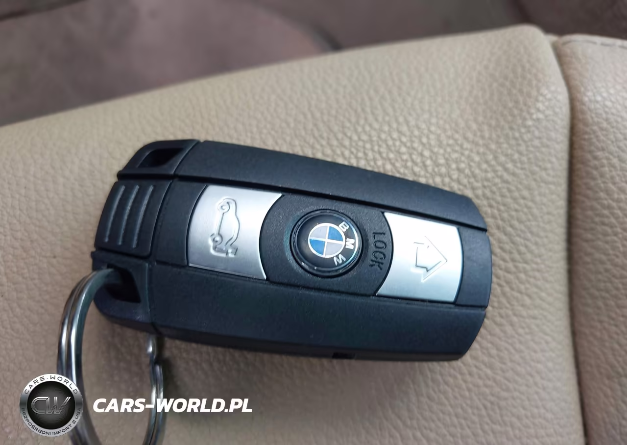2008 BMW 535Xi VIN:WBANV93558C130981 - 11