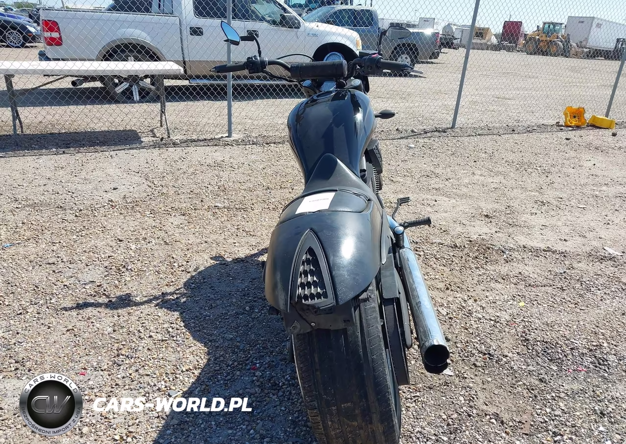 2013 Victory Motorcycles Hammer 8-Ball VIN:5VPHA36N0D3024437 - 6