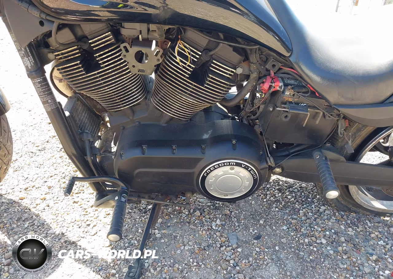 2013 Victory Motorcycles Hammer 8-Ball VIN:5VPHA36N0D3024437 - 9