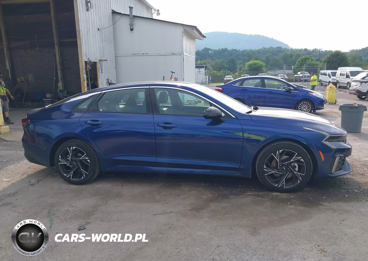 2026 Kia K5 Gt-Line Awd VIN:KNAG64J76T5503634 - 13