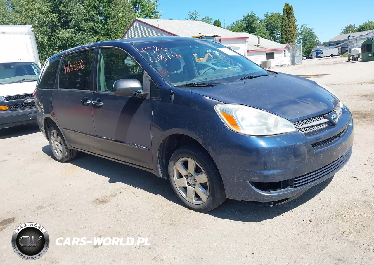 2004 Toyota Sienna Le