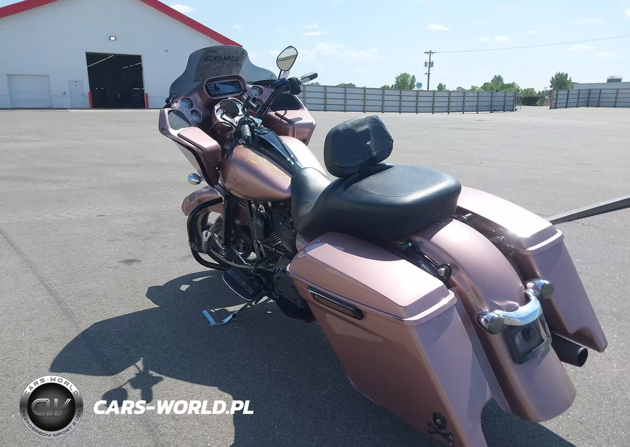 2012 Harley-Davidson Fltrx Road Glide Custom VIN:1HD1KHM19CB680262 - 3