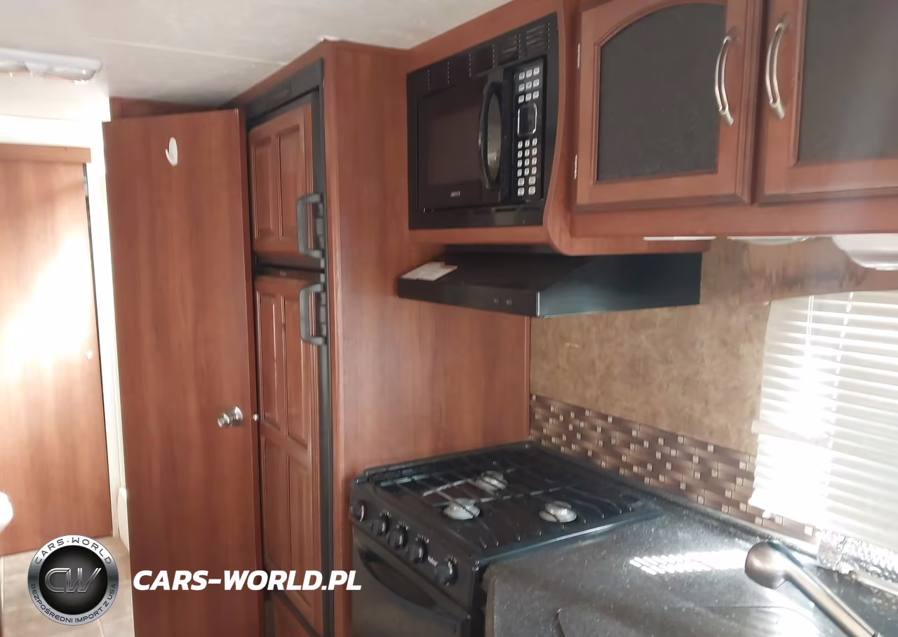 2014 Coachmen Freedom 297Rlds VIN:5ZT2FEVB7EA011169 - 7