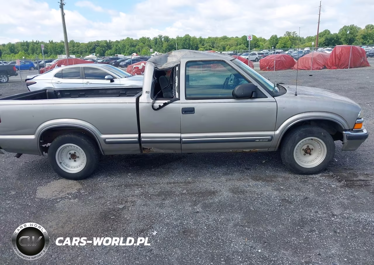 2001 Chevrolet S-10 Ls VIN:1GCCS19W618100692 - 13