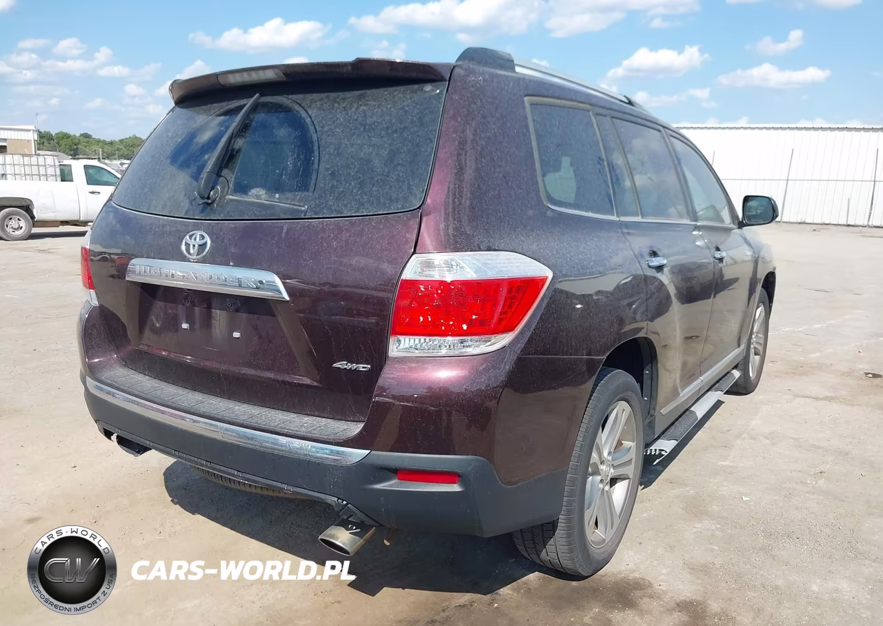 2011 Toyota Highlander Limited V6 VIN:5TDDK3EH2BS060213 - 4