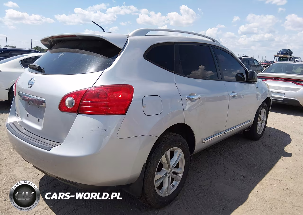 2015 Nissan Rogue Select S VIN:JN8AS5MT6FW156151 - 4
