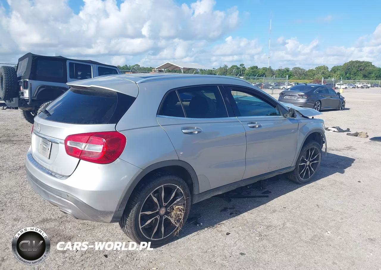 2015 Mercedes-Benz Gla 250 VIN:WDCTG4EB0FJ135177 - 4