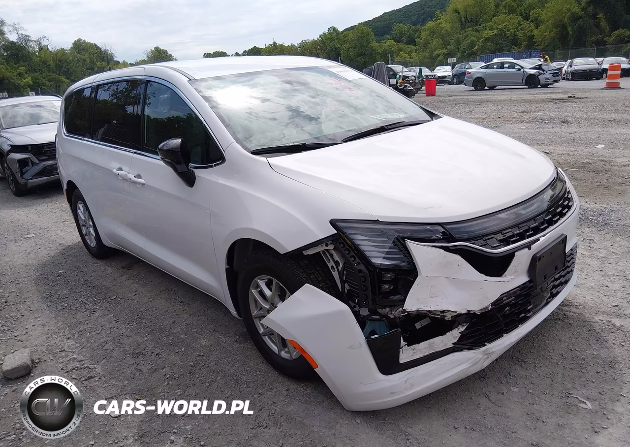 2027 Chrysler Pacifica – zdjęcie 1 z 19