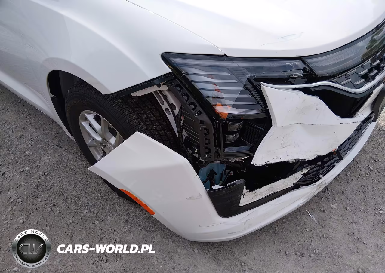 2027 Chrysler Pacifica VIN:2C4RC1BG8VR587561 - 6