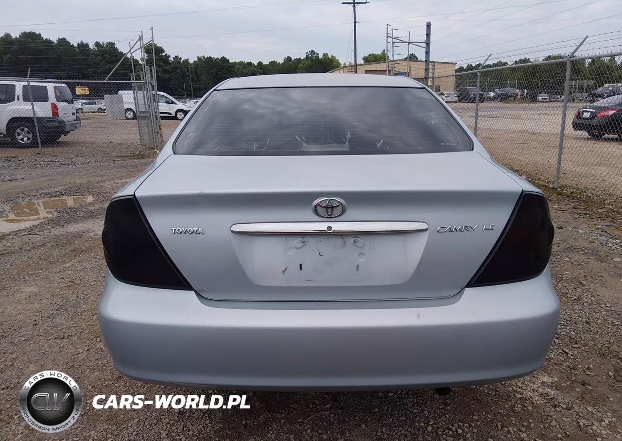 2005 Toyota Camry Le VIN:4T1BE32K55U640842 - 16