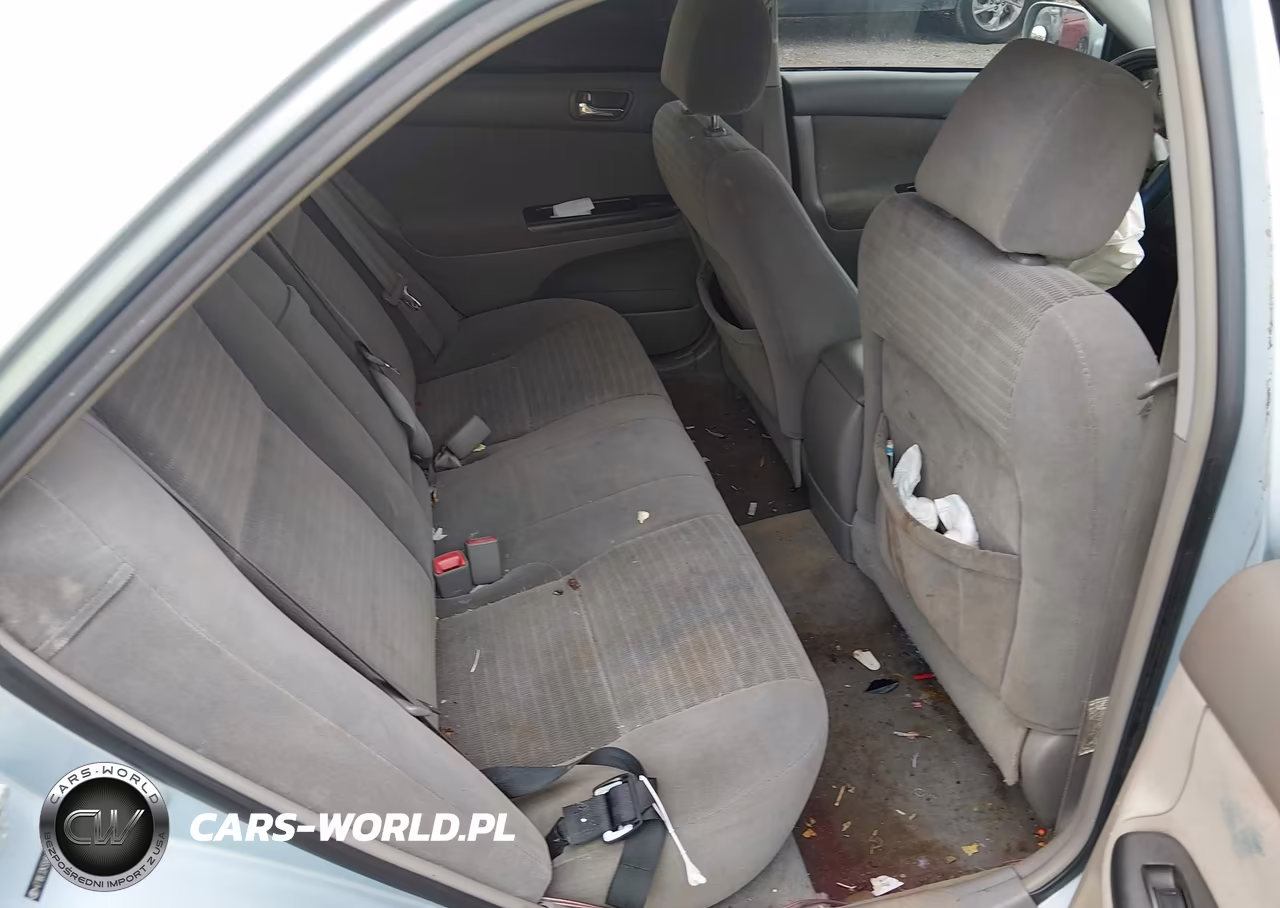2005 Toyota Camry Le VIN:4T1BE32K55U640842 - 8