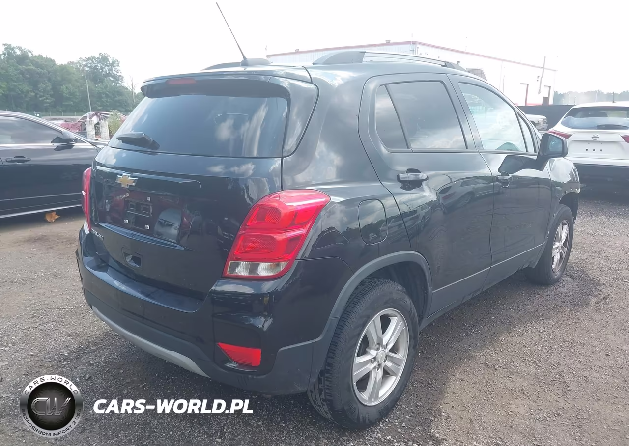 2021 Chevrolet Trax Awd Lt VIN:KL7CJPSMXMB371337 - 4