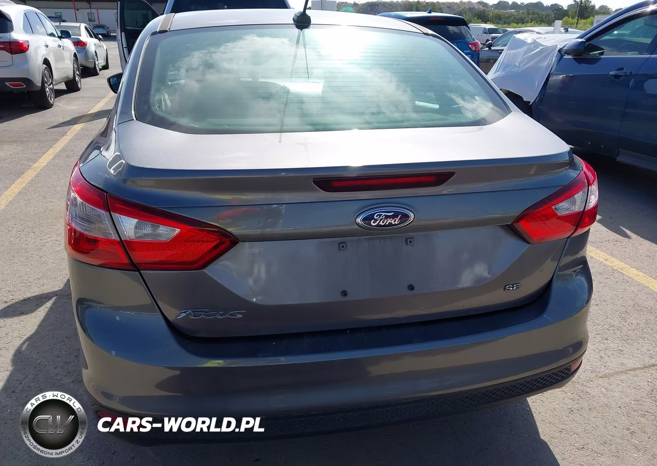 2014 Ford Focus Se VIN:1FADP3F28EL158914 - 16