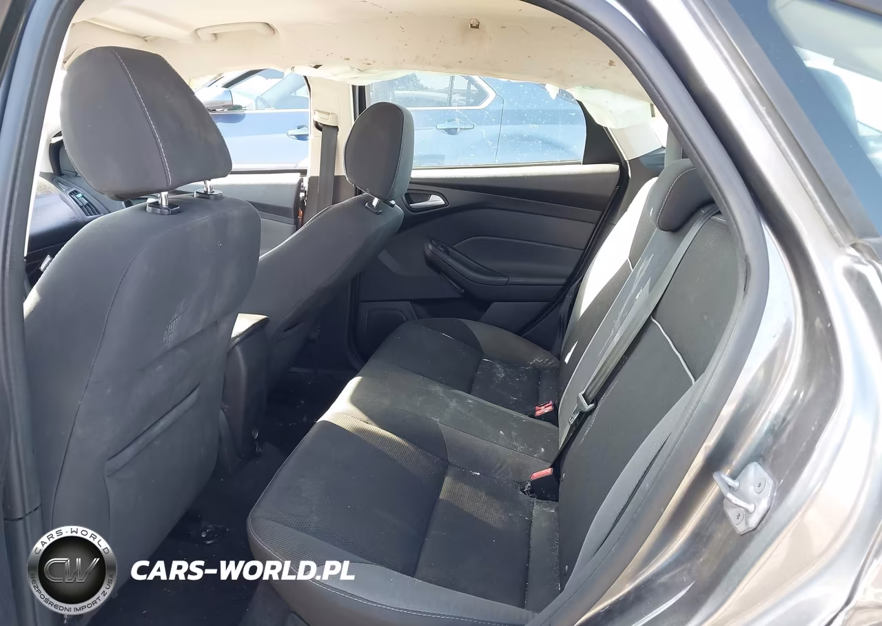 2014 Ford Focus Se VIN:1FADP3F28EL158914 - 8