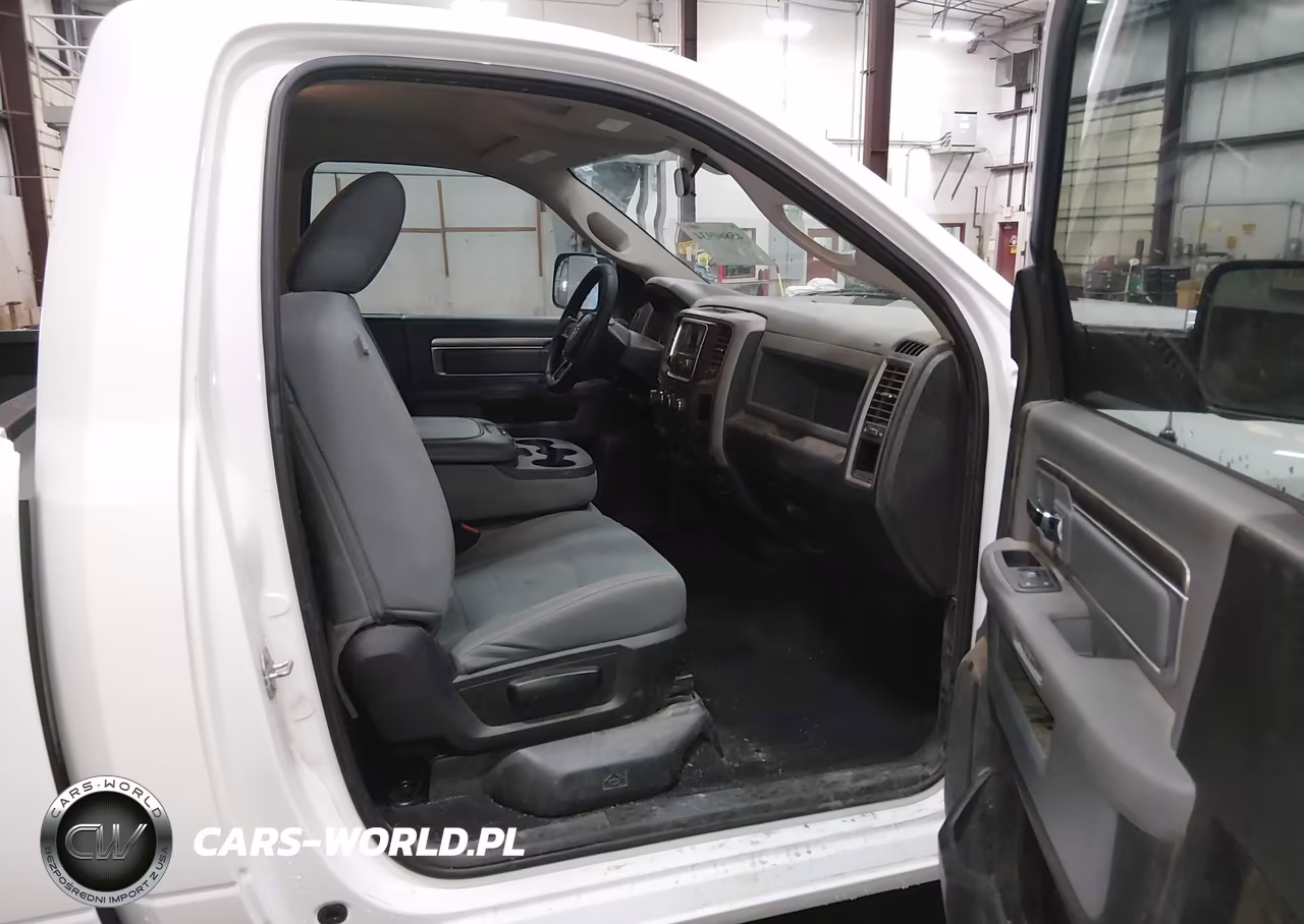 2017 Ram 1500 Tradesman 4X4 8' Box VIN:3C6JR7DG4HG735895 - 5