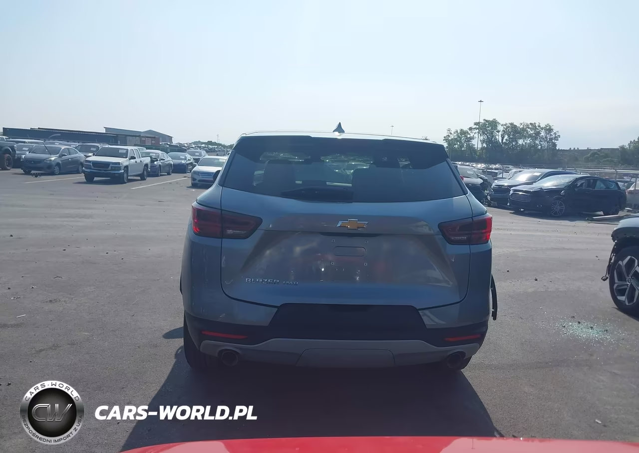 2025 Chevrolet Blazer Awd 2Lt VIN:3GNKBHR48SS206662 - 17