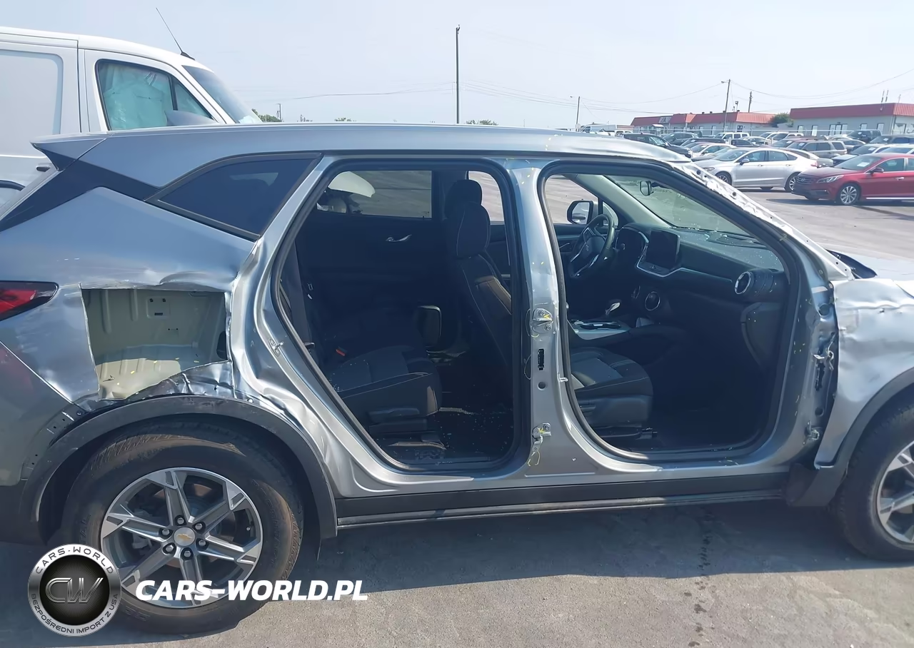 2025 Chevrolet Blazer Awd 2Lt VIN:3GNKBHR48SS206662 - 6