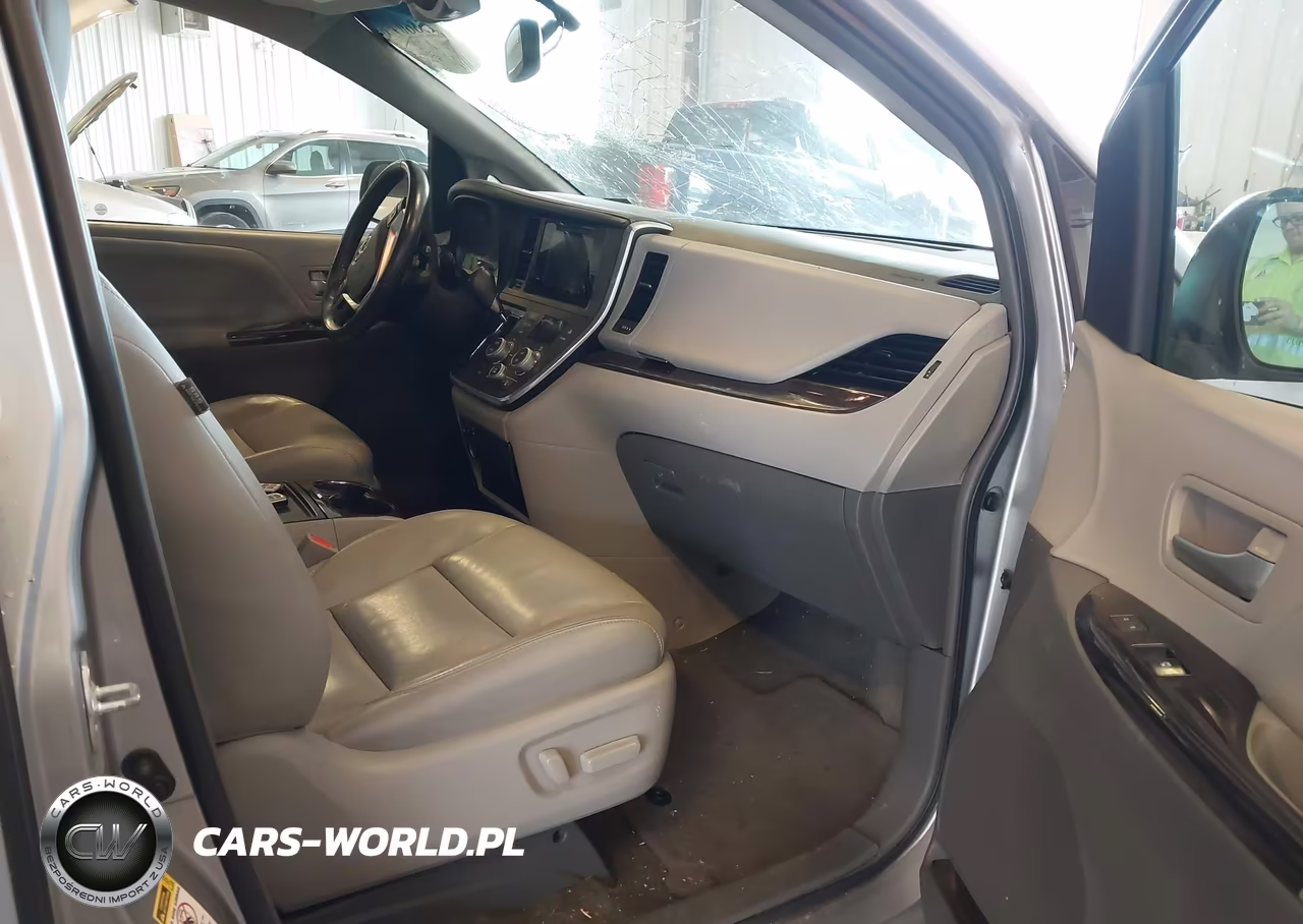 2017 Toyota Sienna Xle Premium 8 Passenger VIN:5TDYZ3DCXHS799891 - 5
