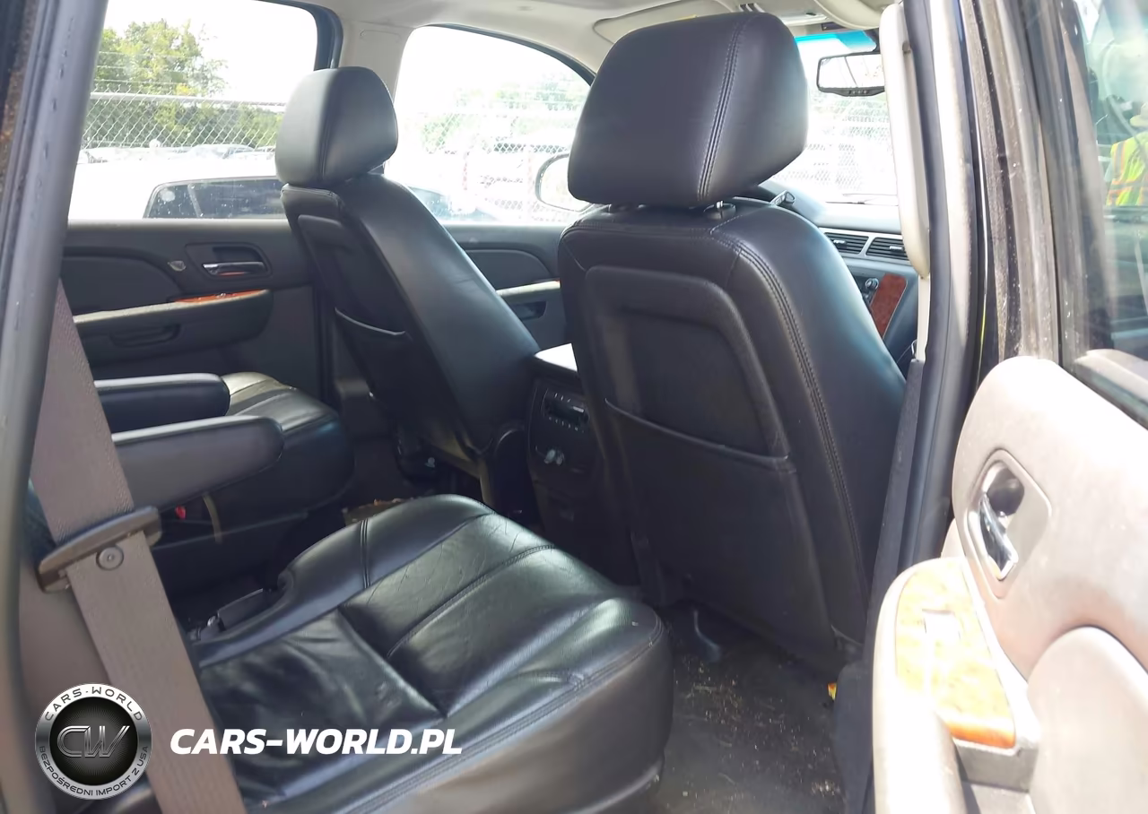 2014 Chevrolet Tahoe Lt VIN:1GNSKBE08ER155493 - 8