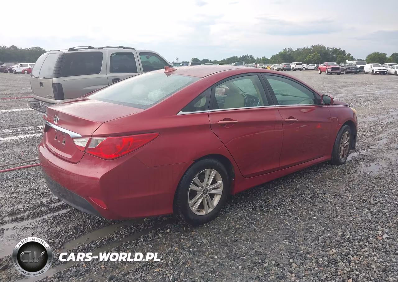 2014 Hyundai Sonata Gls VIN:5NPEB4AC2EH884663 - 4