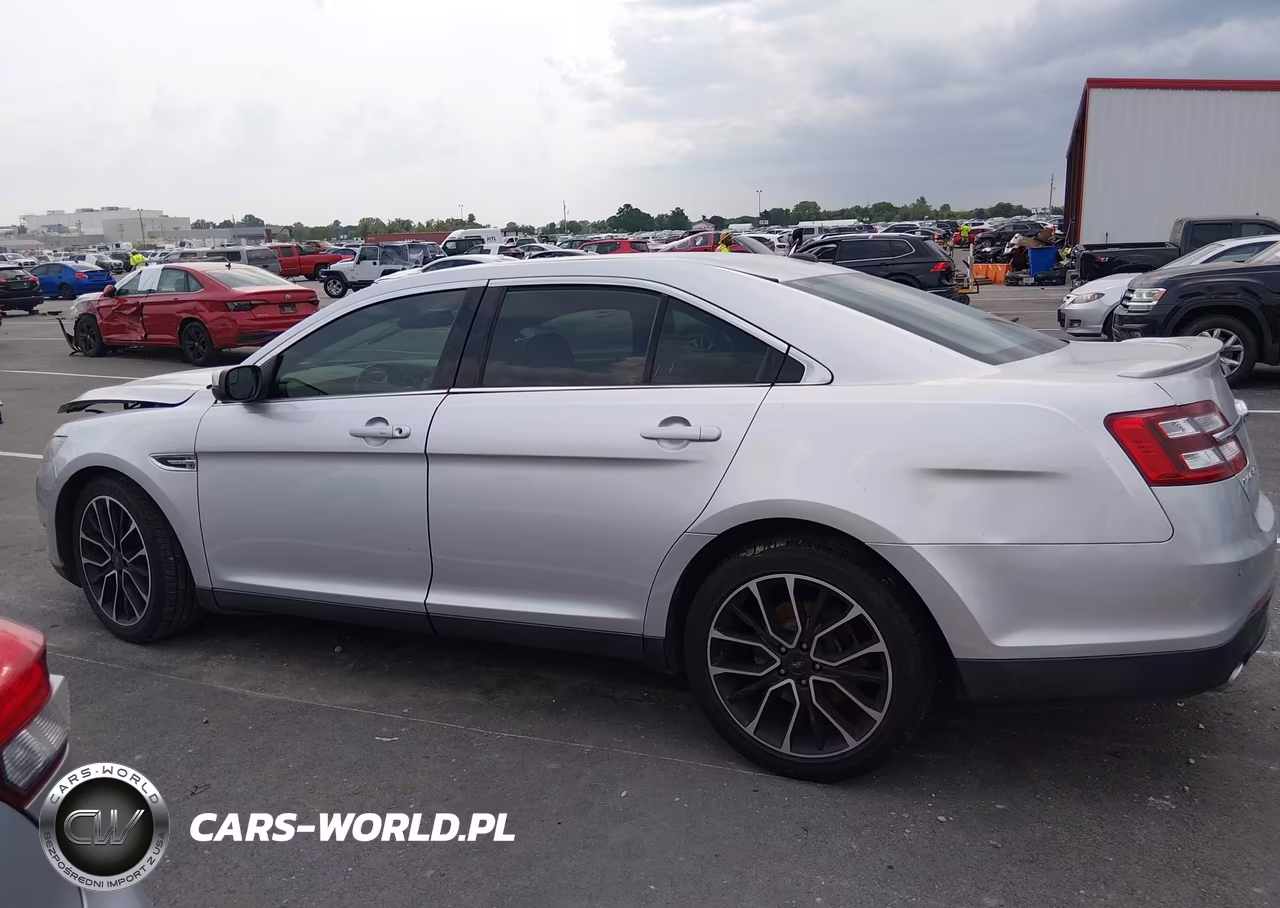 2018 Ford Taurus Sel VIN:1FAHP2E88JG111824 - 15
