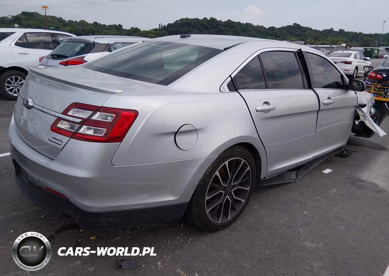 2018 Ford Taurus Sel VIN:1FAHP2E88JG111824 - 4