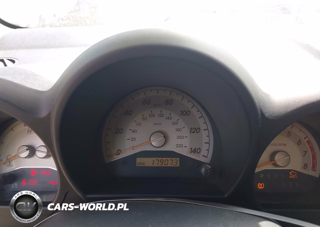 2010 Scion Tc VIN:JTKDE3B76A0311215 - 7