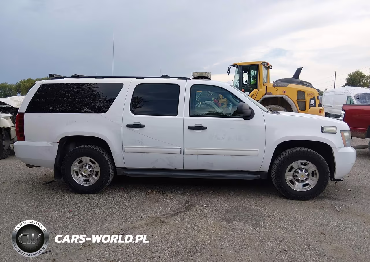 2010 Chevrolet Suburban 2500 Ls VIN:1GNZKLEG2AR233763 - 13