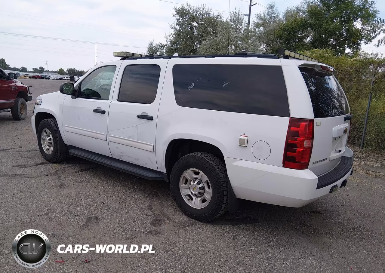 2010 Chevrolet Suburban 2500 Ls VIN:1GNZKLEG2AR233763 - 3