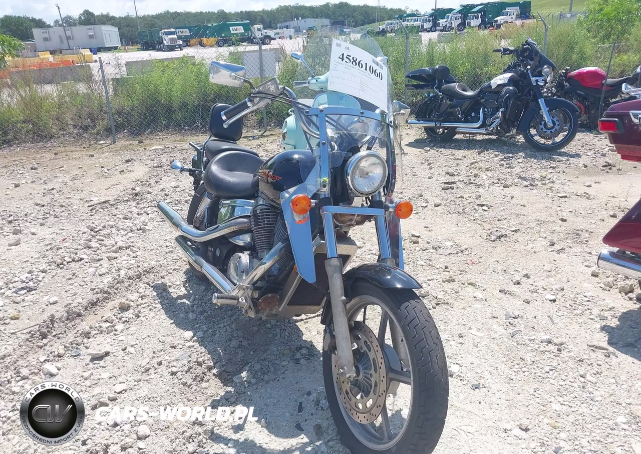 1997 Honda Vt1100 (Shadow Spirit 1100) – zdjęcie 1 z 14