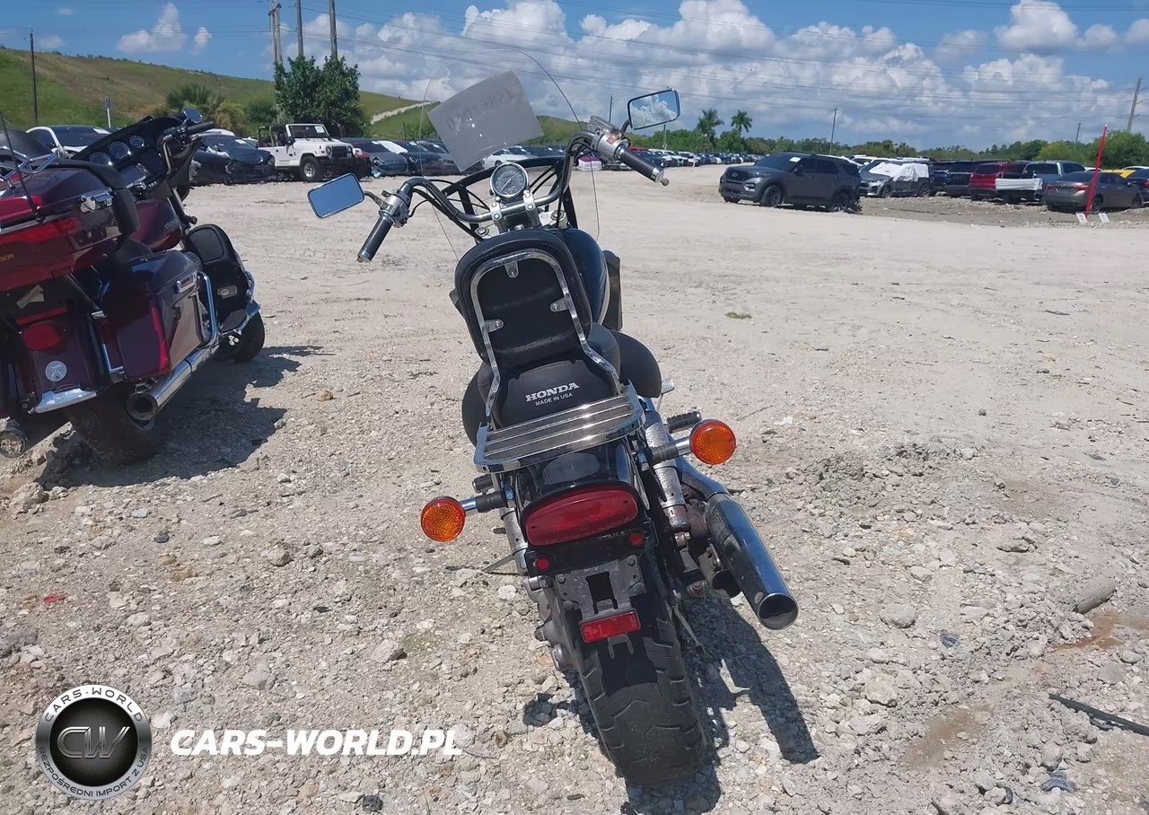 1997 Honda Vt1100 (Shadow Spirit 1100) VIN:1HFSC1802VA103857 - 6