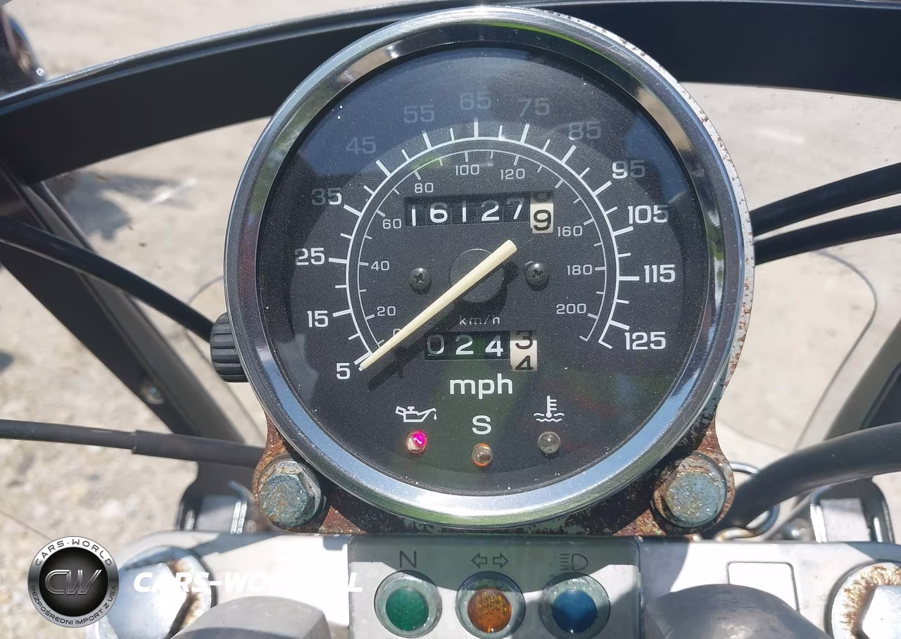 1997 Honda Vt1100 (Shadow Spirit 1100) VIN:1HFSC1802VA103857 - 7