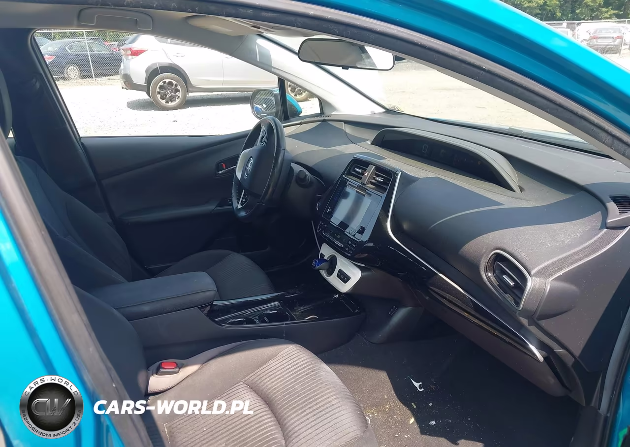 2018 Toyota Prius Prime Plus VIN:JTDKARFP3J3083096 - 5