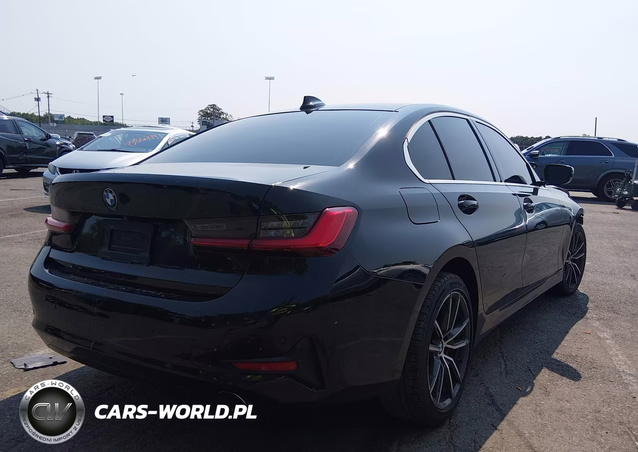 2019 BMW 330I xDrive VIN:WBA5R7C54KAJ82601 - 4