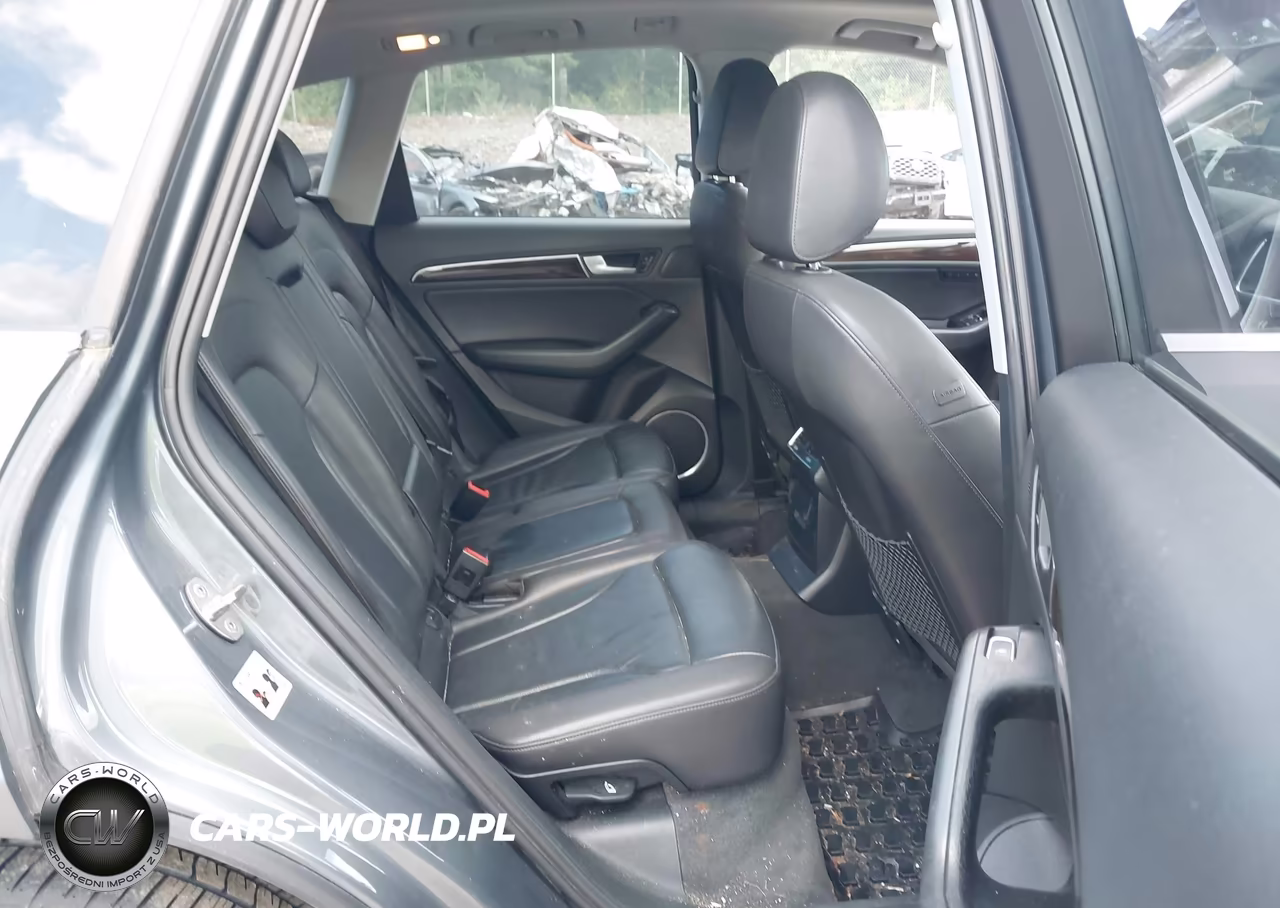 2016 Audi Q5 2.0T Premium VIN:WA1L2AFP0GA070615 - 8