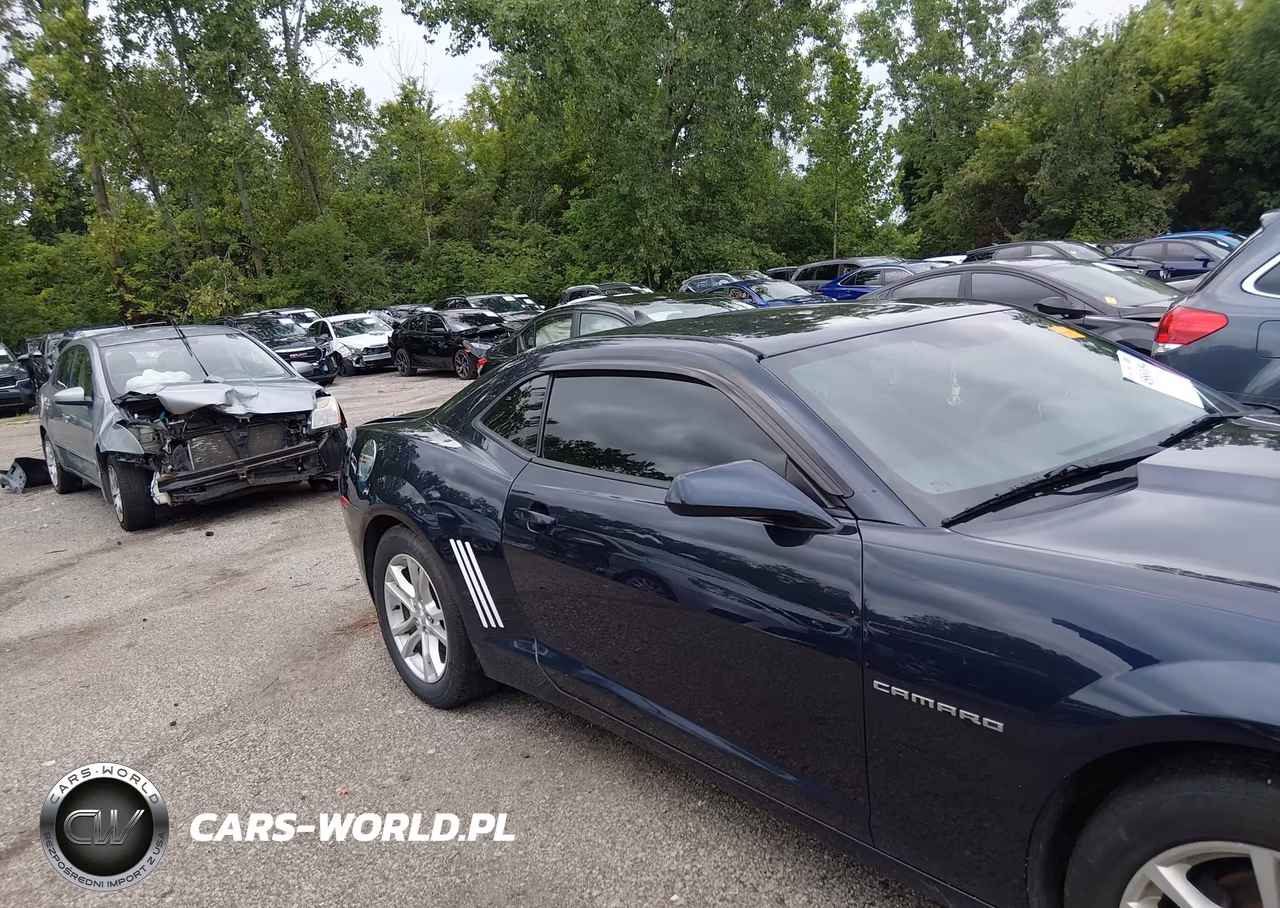 2015 Chevrolet Camaro 2Ls VIN:2G1FB1E37F9141586 - 13
