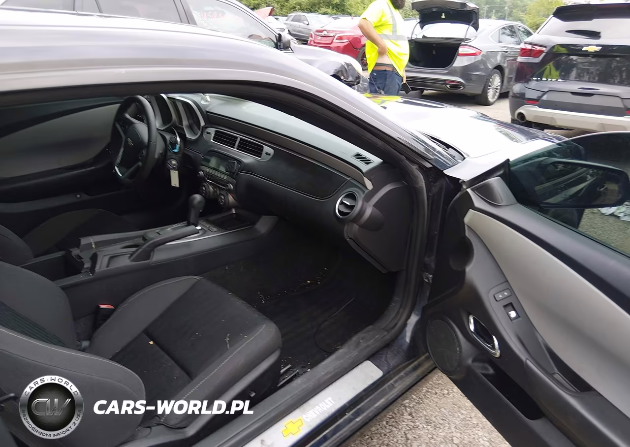 2015 Chevrolet Camaro 2Ls VIN:2G1FB1E37F9141586 - 5