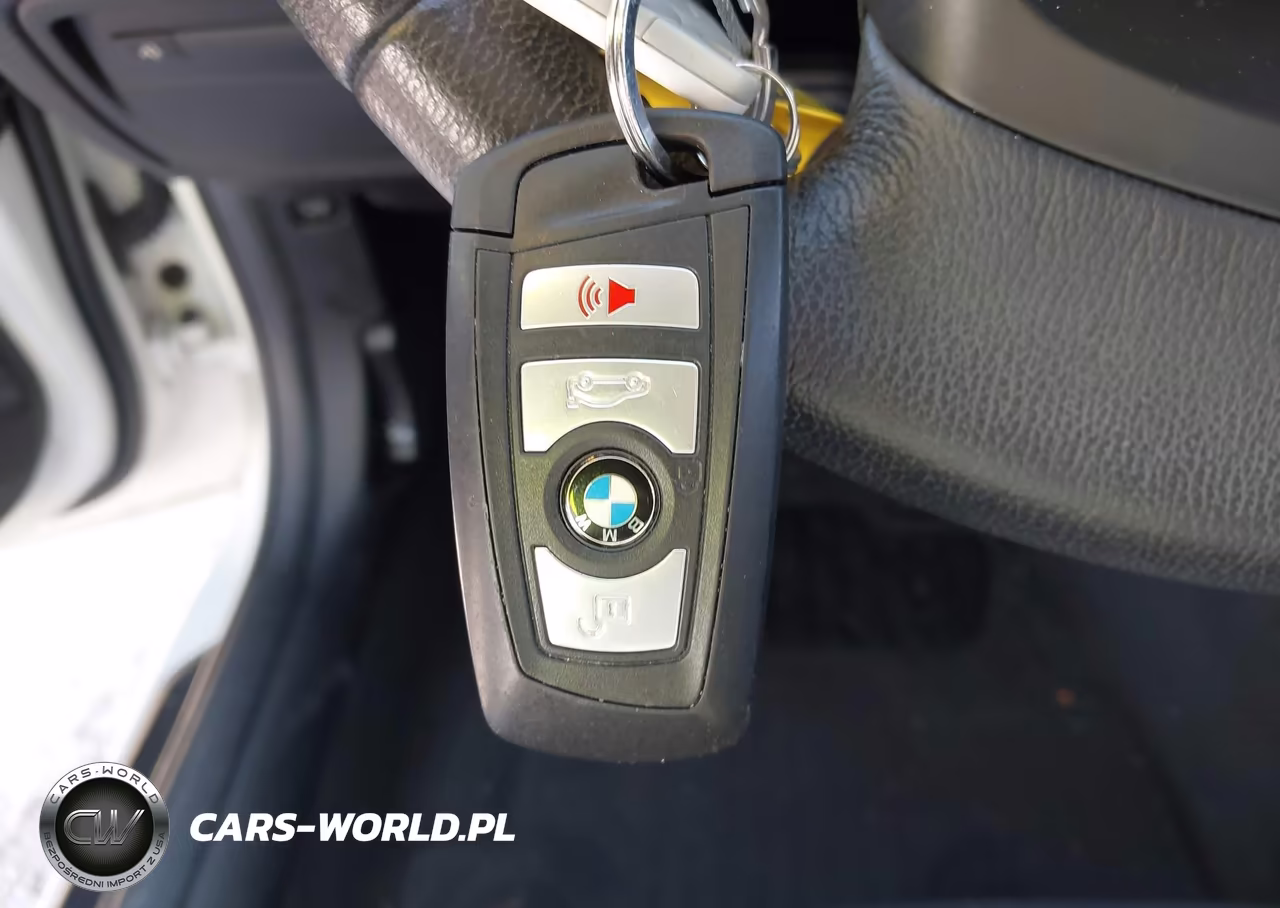 2018 BMW 320I VIN:WBA8E1G5XJNU93425 - 11