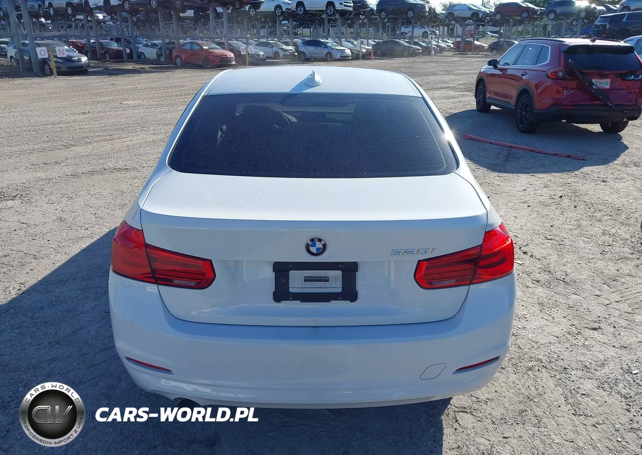 2018 BMW 320I VIN:WBA8E1G5XJNU93425 - 16