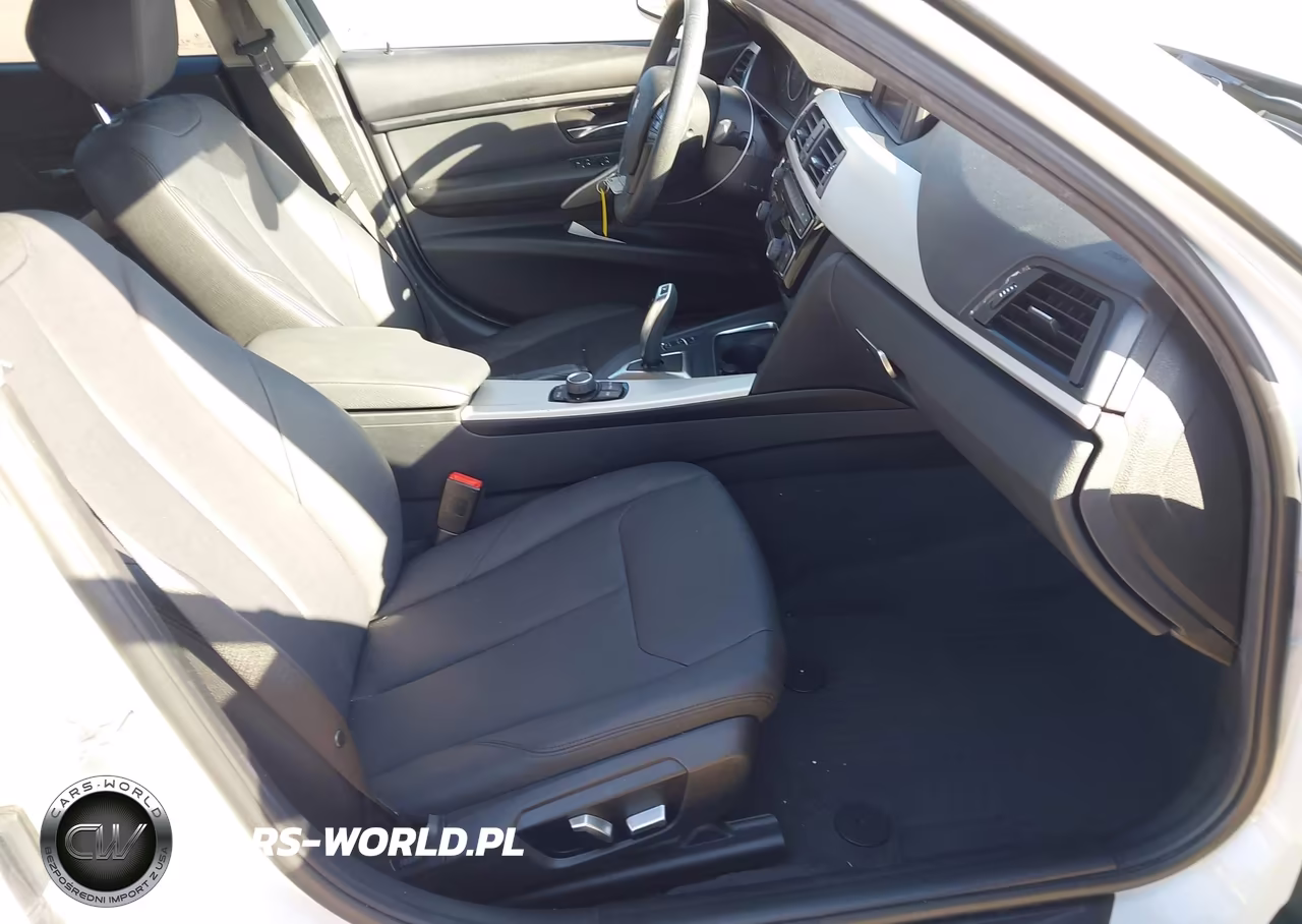 2018 BMW 320I VIN:WBA8E1G5XJNU93425 - 5