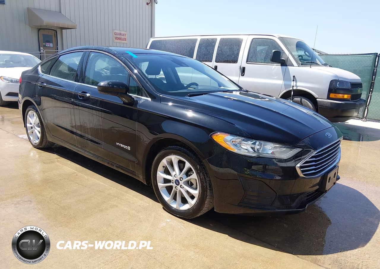 2019 Ford Fusion Hybrid Se – zdjęcie 1 z 22